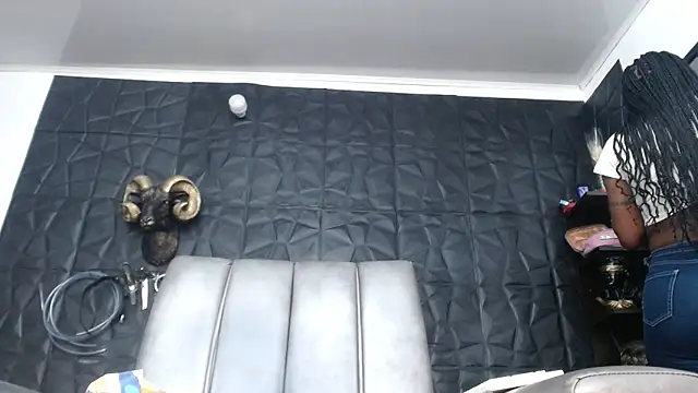 Hanna Fox 69 online show from 04/14/26, 09:03