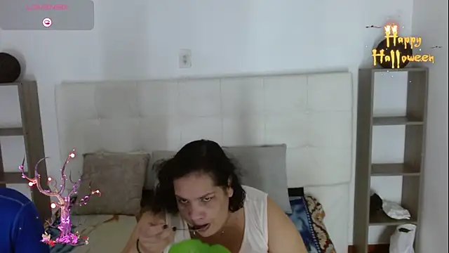 Candy and Jh0n online show from 10/29/25, 03:27