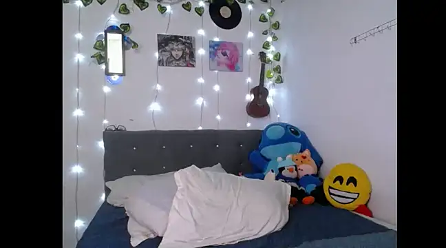 Caitlynwheler online show from 01/26/25, 03:59