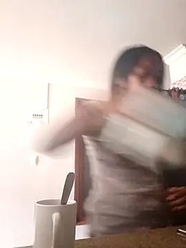 kharoll online show from 12/17/25, 12:21