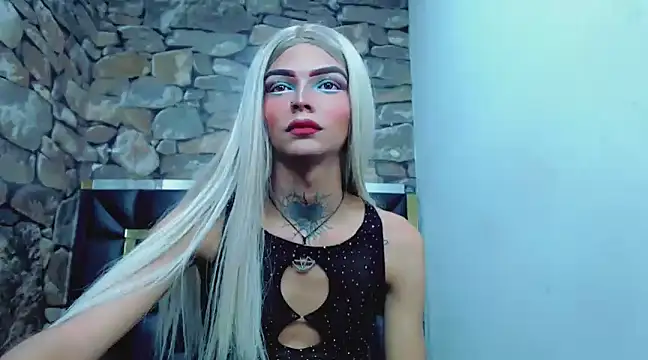 Snapshot of luna_gil_sex chatting on 01/09/25, 08:11 luna gil sex online show from 01/09/25, 08:11