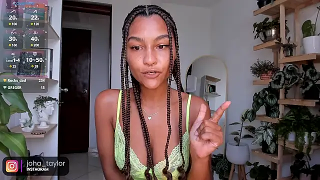 Snapshot of Johaphyton chatting on 01/11/25, 03:42 Johaphyton online show from 01/11/25, 03:42