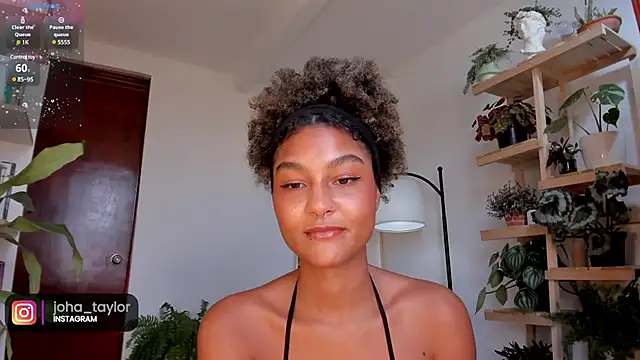 Snapshot of Johaphyton chatting on 12/05/24, 06:17 Johaphyton online show from 12/05/24, 06:17