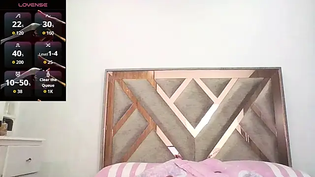 CorinaSmith28 online show from 03/16/26, 08:55