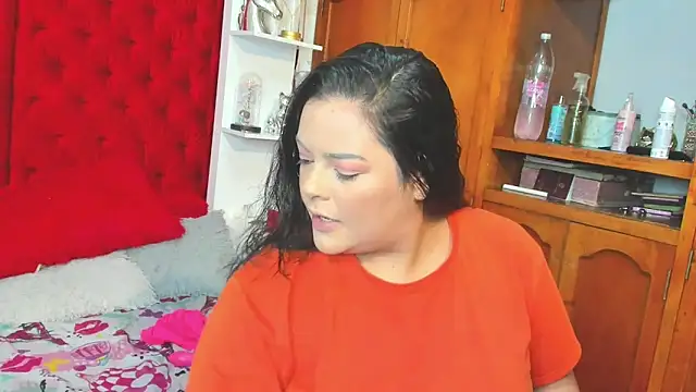 larafoxter online show from 04/02/26, 07:20