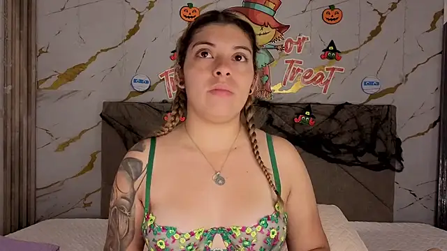 agatha 97  online show from 10/23/25, 04:33