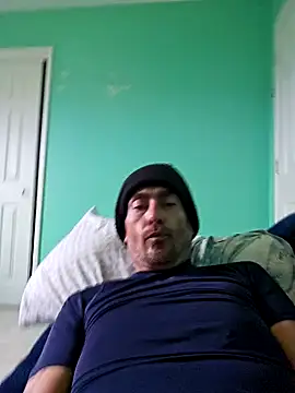 Snapshot of Pumpndeep chatting on 02/25/25, 06:44 Pumpndeep online show from 02/25/25, 06:44