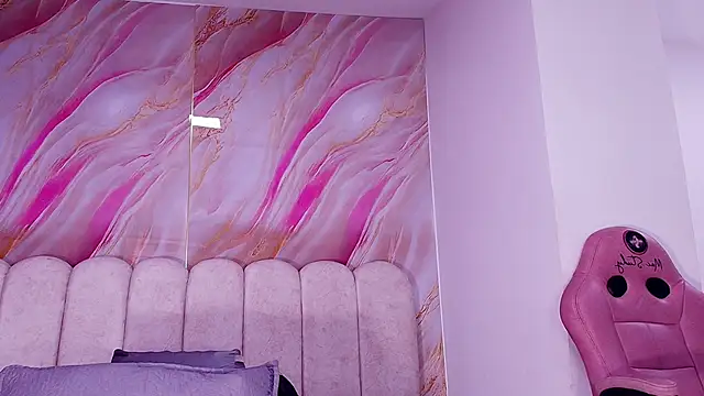 Snapshot of mia_stanfort chatting on 02/15/26, 07:13 mia stanfort online show from 02/15/26, 07:13