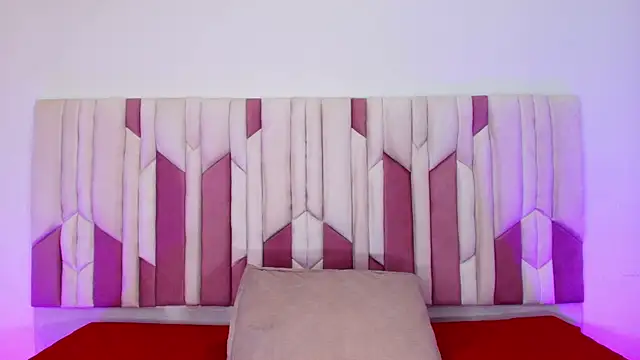 mia stanfort online show from 10/22/25, 07:13