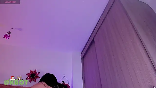 kimberly latin online show from 11/21/25, 06:51