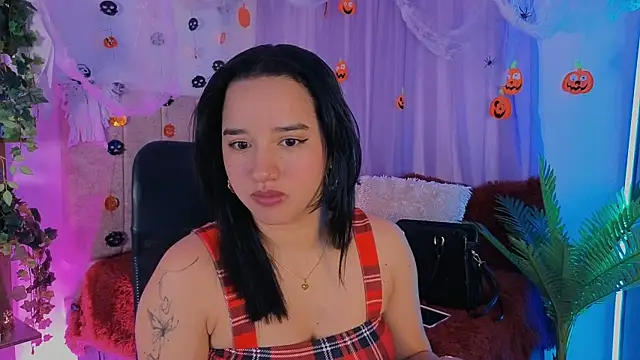 emilyrouxe online show from 10/25/25, 04:07