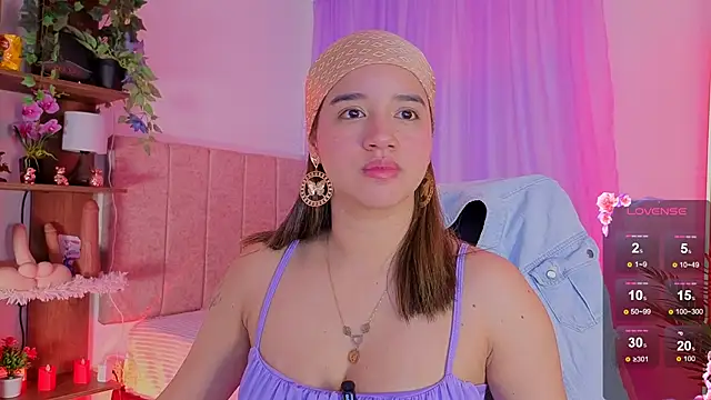 emilyrouxe online show from 11/22/25, 03:33