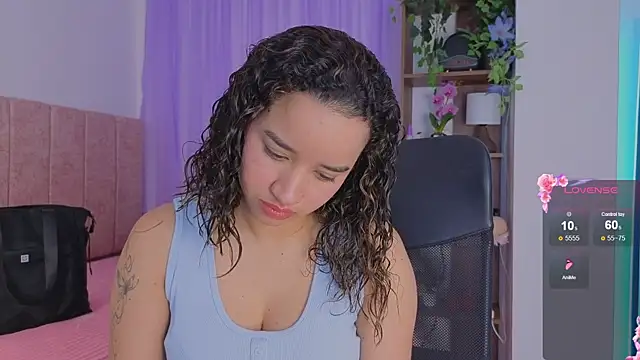 emilyrouxe online show from 12/18/25, 02:54