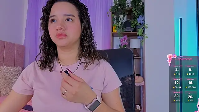 emilyrouxe online show from 12/17/25, 03:28