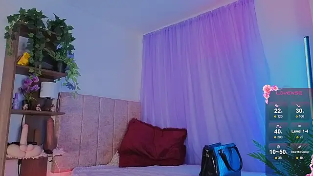 emilyrouxe online show from 11/28/25, 04:07