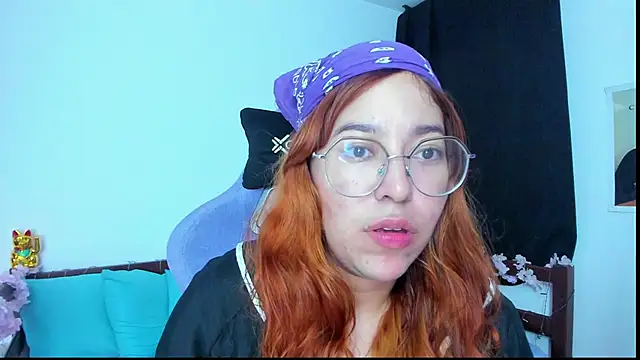  Moon Johnson online show from 11/05/25, 01:09