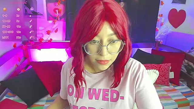  Moon Johnson online show from 04/26/26, 07:27