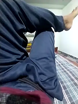 sudhastriper online show from 10/30/25, 08:23