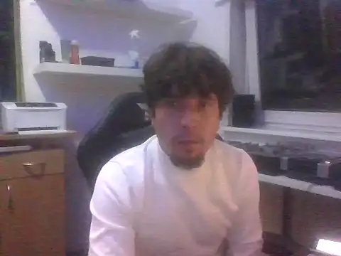 Snapshot of Shyguyfuckit chatting on 10/17/25, 04:05 Shyguyfuckit online show from 10/17/25, 04:05