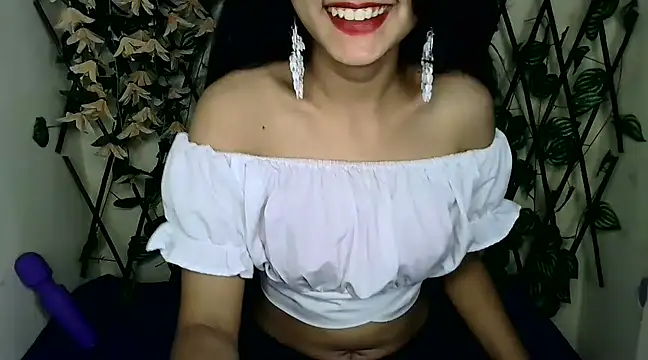 SUZY FROMUS online show from 02/25/25, 11:04