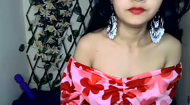 SUZY FROMUS online show from 02/15/25, 07:17