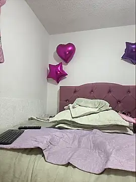 Melinaa-sex online show from 11/11/25, 10:21