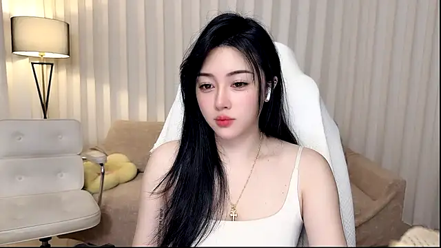 K-moumou online show from 04/27/26, 03:54