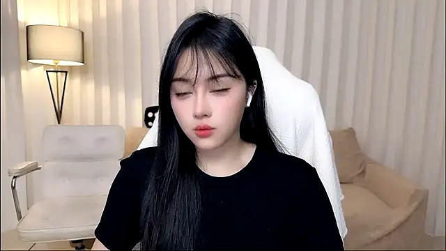 K-moumou online show from 05/06/26, 03:49