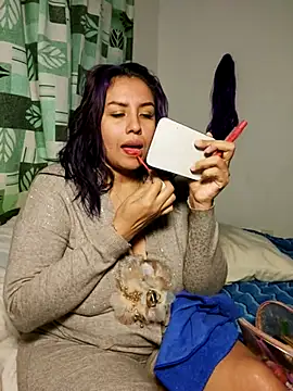 Viiooleetaas online show from 03/05/25, 04:13