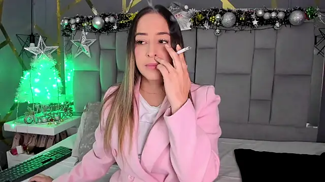 AliceSteel12 online show from 11/28/25, 10:21