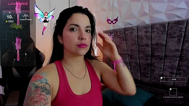 tatiana sc online show from 10/28/25, 01:21