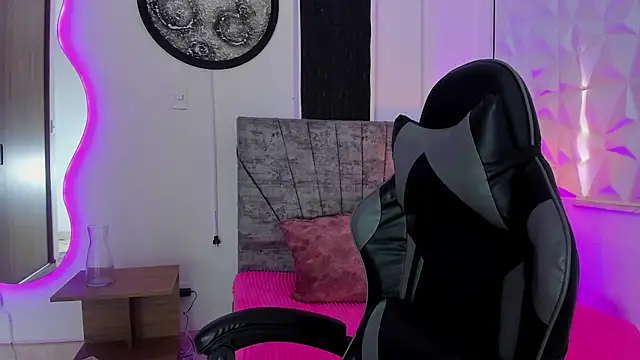 tatiana sc online show from 09/10/25, 01:32