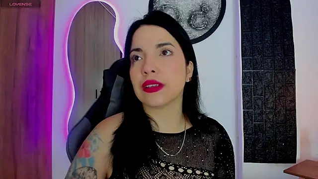 tatiana sc online show from 10/07/25, 01:23