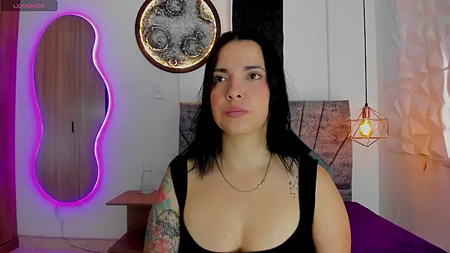 tatiana sc online show from 10/08/25, 01:23