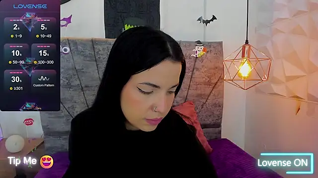 tatiana sc online show from 10/11/25, 12:28