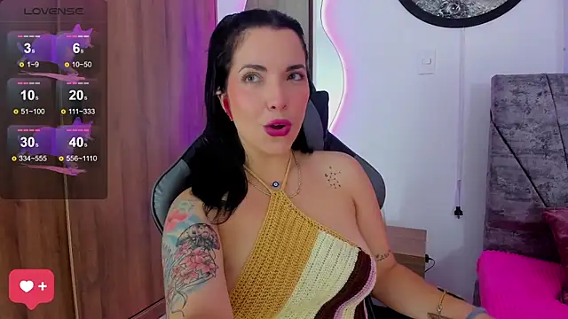 tatiana sc online show from 09/11/25, 01:33