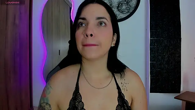 tatiana sc online show from 10/03/25, 01:23