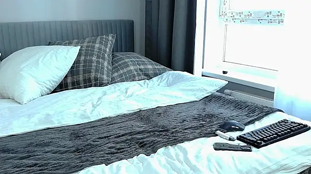 Tanya M online show from 02/14/25, 09:34