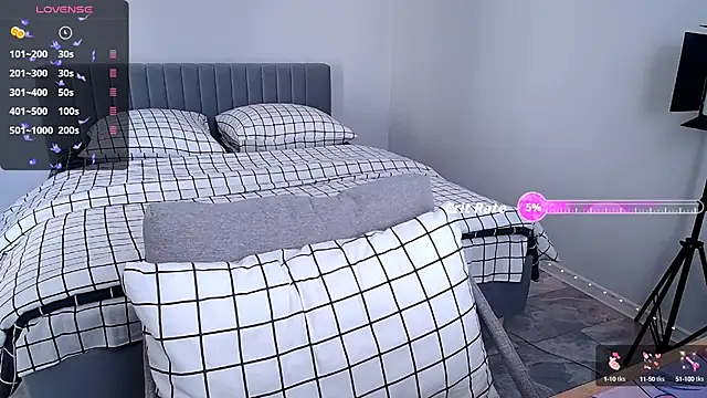 Tanya M online show from 09/13/25, 06:13