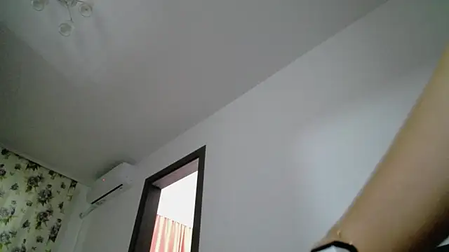 Julianna68 online show from 10/26/25, 01:39