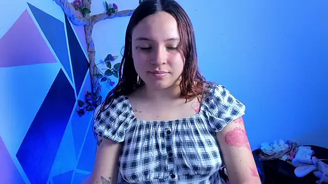 Carol Pinter online show from 12/15/25, 03:29