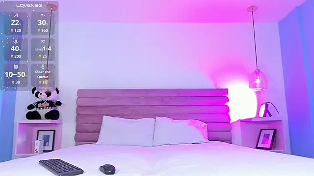 AbyCooper online show from 12/17/25, 12:21