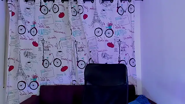 Danielacossio online show from 11/08/25, 02:15