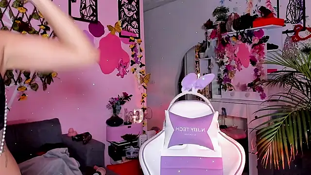 Danielacossio online show from 04/07/26, 03:52