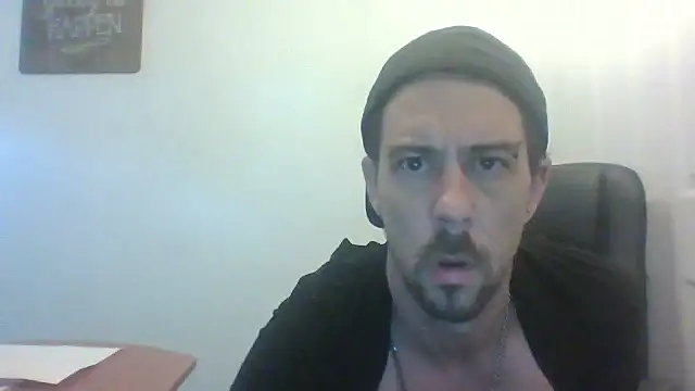 CrookedMisterniceguy online show from 05/20/26, 04:37