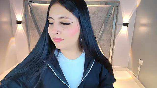 Snapshot of Annie9_ chatting on 01/11/26, 02:18 Annie9 online show from 01/11/26, 02:18