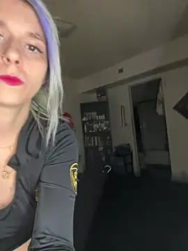 Prettypixie113 online show from 05/12/26, 10:38