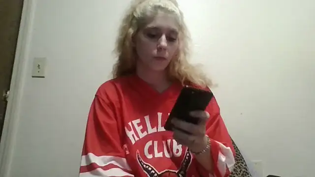Prettypixie113 online show from 02/26/26, 03:06