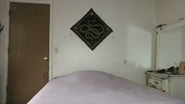 Prettypixie113 online show from 05/19/26, 12:12
