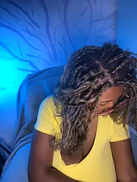 Snapshot of Daniela518 chatting on 11/03/25, 08:34 Daniela518 online show from 11/03/25, 08:34